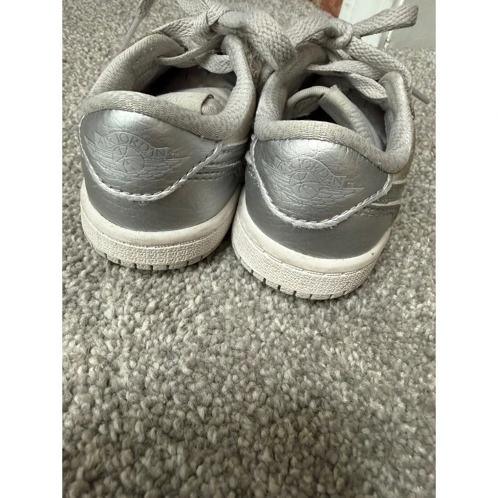 Nike Air Jordan 1 Low Toddler 8C Metallic Silver Grey Sneakers